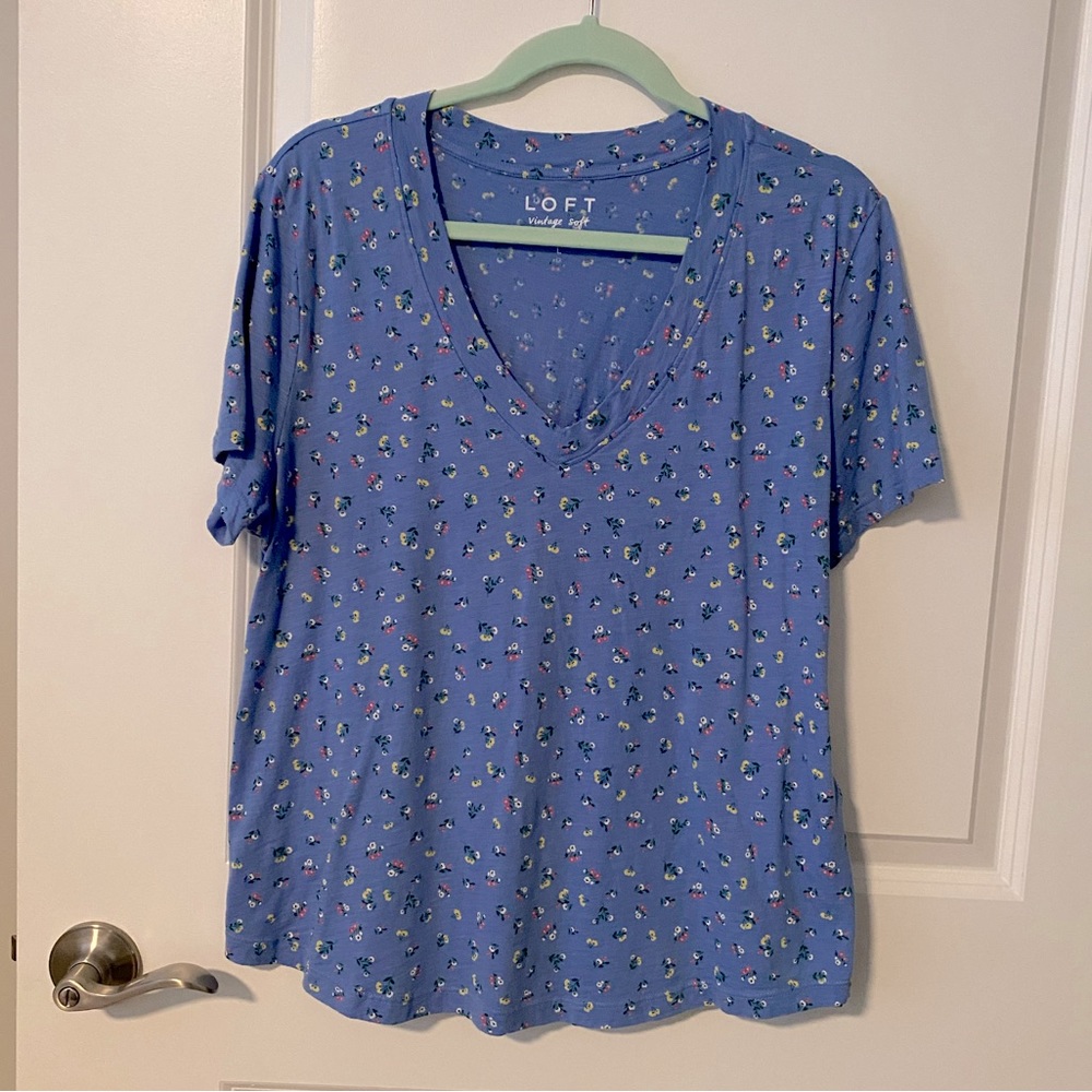 Floral tshirt